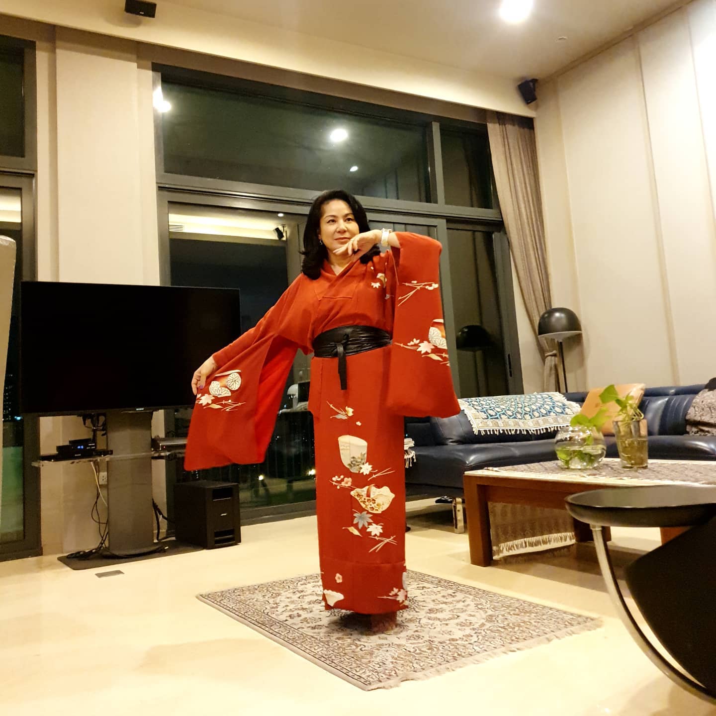 Customer wearing Sumo Vintage